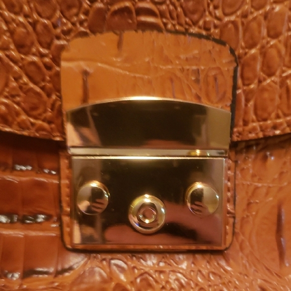 Brown and Gold Crocodile Embossed Crossbody Bag - Picture 5 of 9